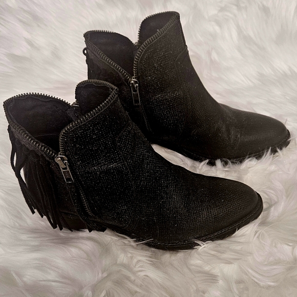 Circle G Corral Fringe Black Western Booties - Picture 14 of 14